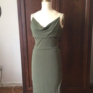 KAY UNGER GREEN GOWN SIZE  6